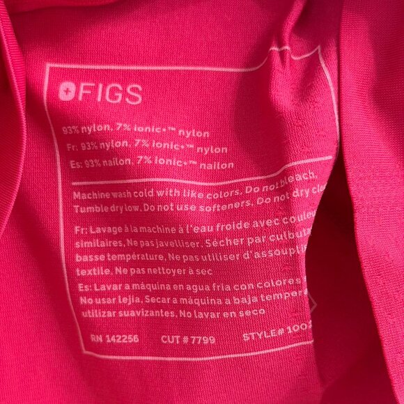 Figs Salta Seamless Longsleeve Underscrub in Ombre Deep Cranberry, Size Small - Picture 3 of 4